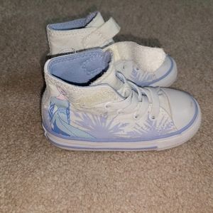 Size 7 Toddler girls high top converse